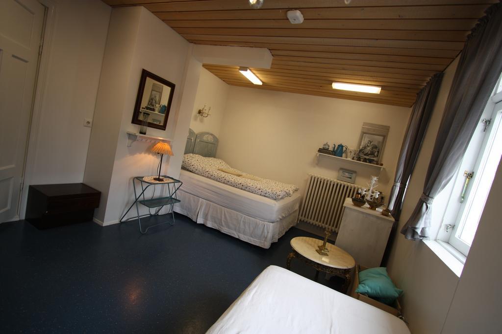 Dalvik Hostel Gimli Номер фото