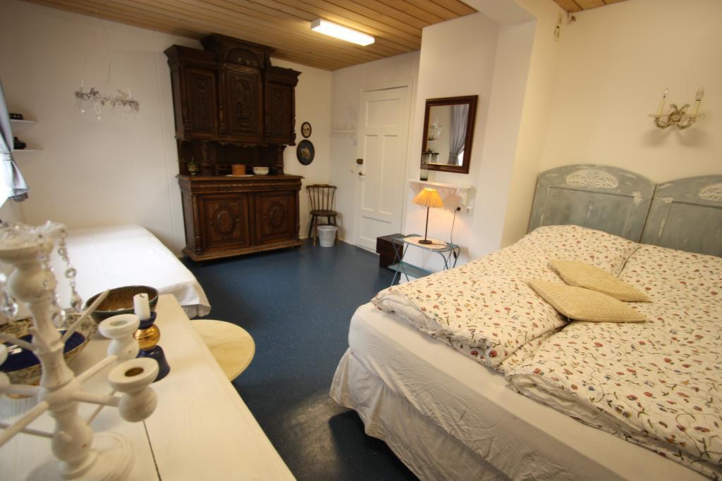 Dalvik Hostel Gimli Номер фото