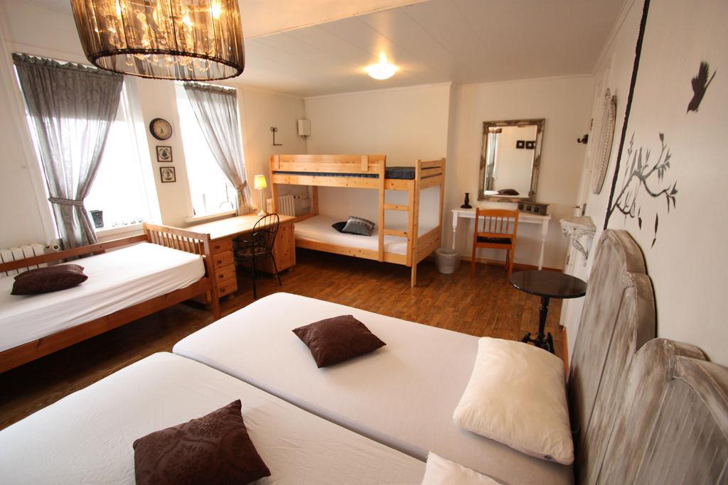 Dalvik Hostel Gimli Номер фото
